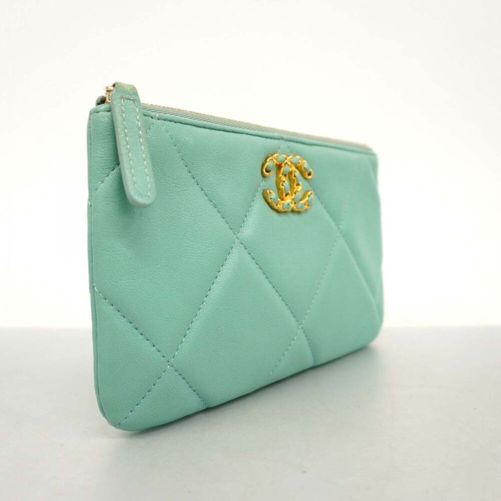 CHANEL Blue Lambskin Leather Wallet - Picture 2 of 11